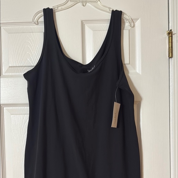 NWT Maternity Black Sleeveless Romper XXL - Picture 2 of 5
